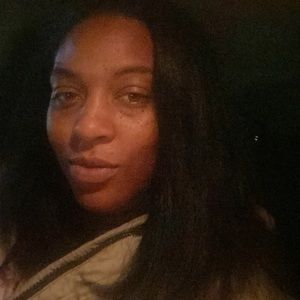 Meet your Posher, Evane